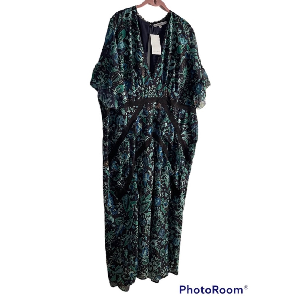 New! Hope & Ivy Dress - Picture 2 of 11